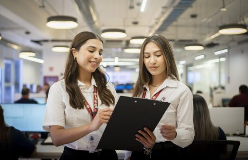 Trabajadoras en oficina